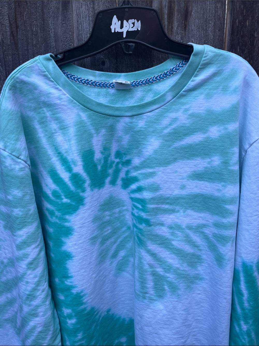 Sovereign Code “Sundays” Sweatshirt - Picture 2 of 7
